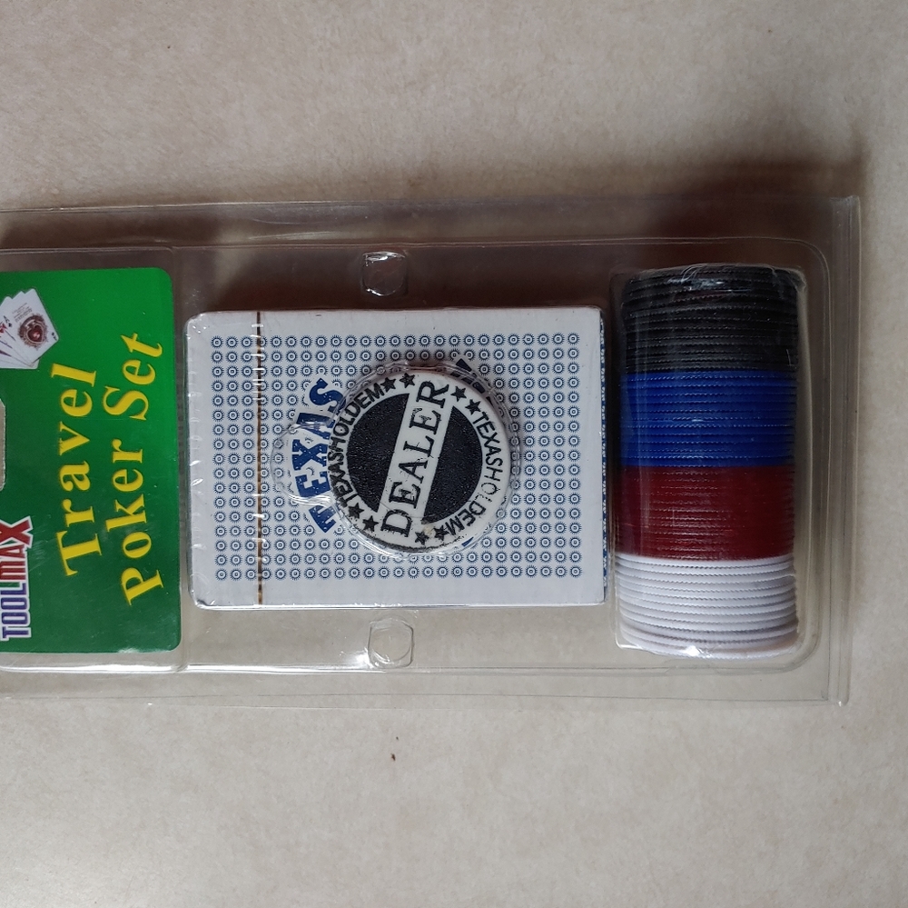 Poker Set - Picture 3 of 5